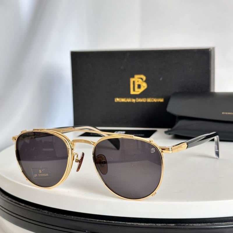 G*u*i sunglasses